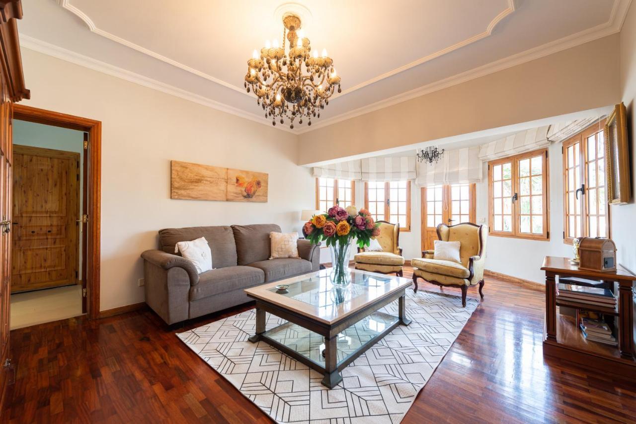 לאס פאלמס דה גראן קנאריה 5Br Home - Pool Parking & Tennis Court מראה חיצוני תמונה