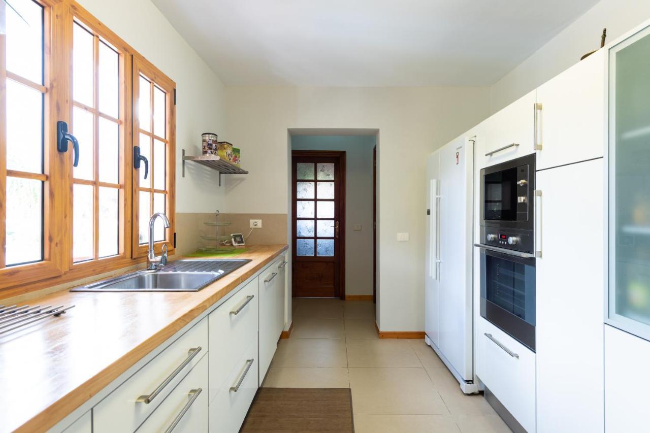 לאס פאלמס דה גראן קנאריה 5Br Home - Pool Parking & Tennis Court מראה חיצוני תמונה